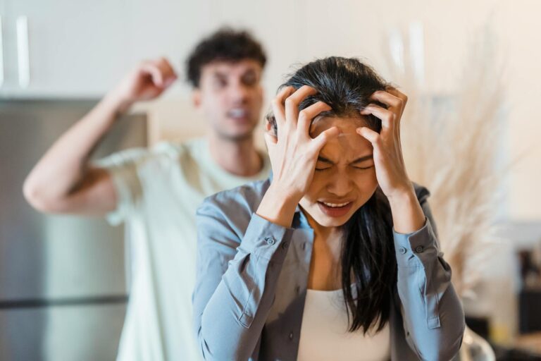 How do you deal with toxic people – 11 effective ways